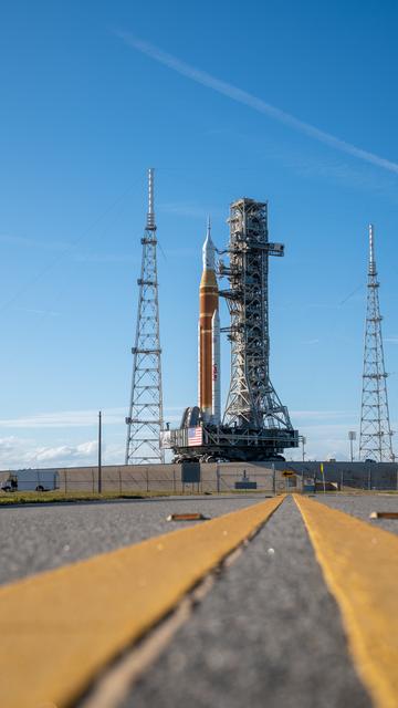 NASA's SLS Rocket and Orion Spacecraft Rollout to Launch Pad 39B